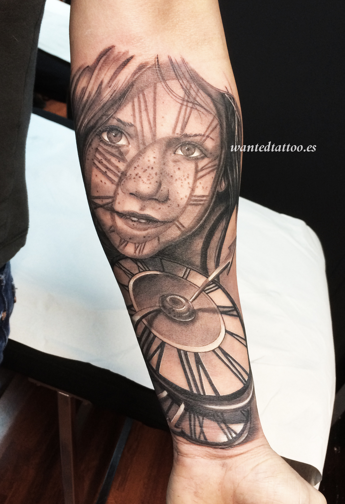 Black & Grey Forearm Tattoo | Samuel Sancho - TrueArtists